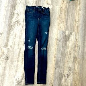 Hollister High-Rise Jeans 1R
